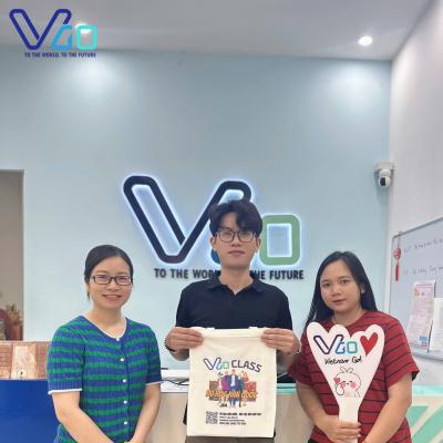Minh Đạt ký hợp đồng du học Hàn Quốc cùng VGO